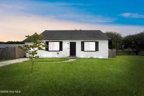 109 Milestone Ct, Jacksonville, NC 28546