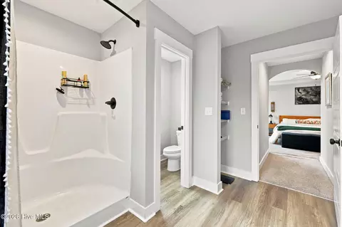 Entry Way - 284 E Ivybridge Dr, Hubert, NC 28539 photo 3 of 3