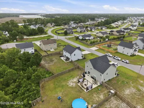 View/Area - 284 E Ivybridge Dr, Hubert, NC 28539 photo 14 of 15