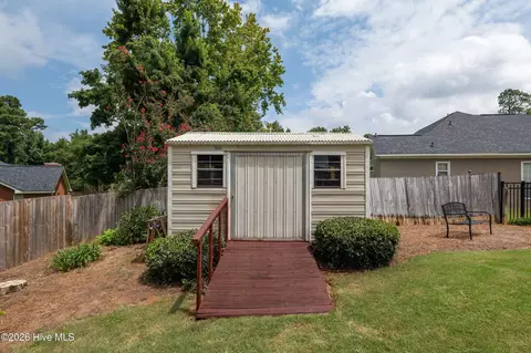 Exterior - 561 Live Oak Ct, Martinez, GA 30907 photo 6 of 10