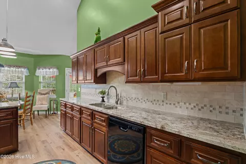 Kitchen - 561 Live Oak Ct, Martinez, GA 30907 photo 1 of 4