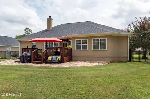 Exterior - 561 Live Oak Ct, Martinez, GA 30907 photo 5 of 10