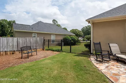 Exterior - 561 Live Oak Ct, Martinez, GA 30907 photo 10 of 10