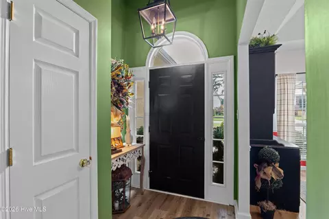 Entry Way - 561 Live Oak Ct, Martinez, GA 30907 photo 2 of 2