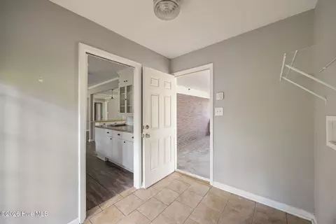 Entry Way - 1904 Valley Spring Rd, Augusta, GA 30909 photo 3 of 5