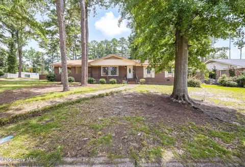 Exterior - 1904 Valley Spring Rd, Augusta, GA 30909 photo 7 of 15