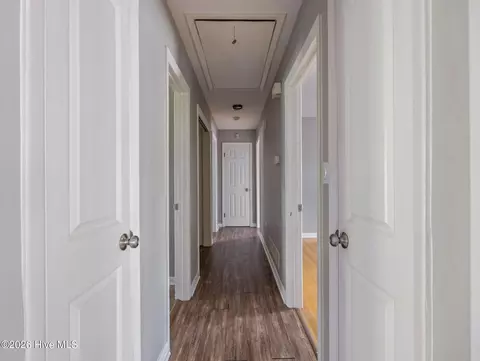 Entry Way - 1904 Valley Spring Rd, Augusta, GA 30909 photo 4 of 5
