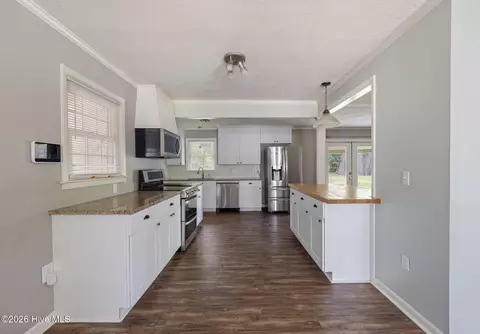 Entry Way - 1904 Valley Spring Rd, Augusta, GA 30909 photo 1 of 5