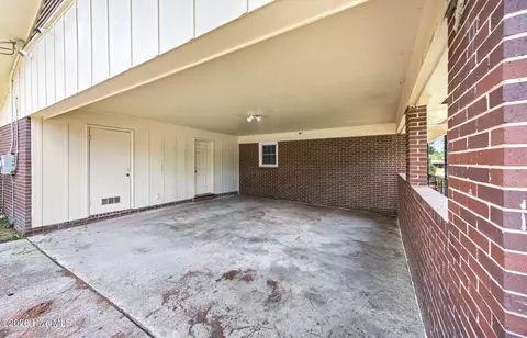 Exterior - 1904 Valley Spring Rd, Augusta, GA 30909 photo 6 of 15