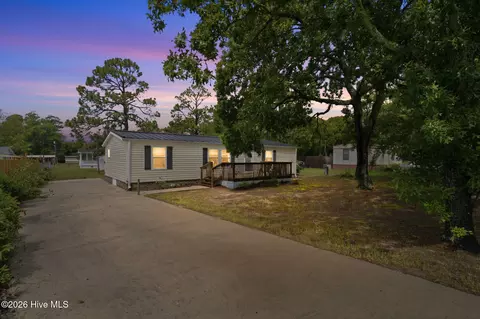 1710 Ocean View Dr SW, Ocean Isle Beach, NC 28469