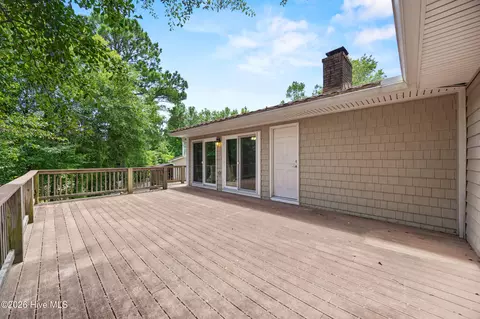 Exterior - 667 Hughes Rd, Hampstead, NC 28443 photo 6 of 19