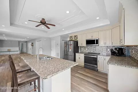 Kitchen - 667 Hughes Rd, Hampstead, NC 28443 photo 3 of 4