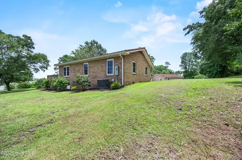 Exterior - 667 Hughes Rd, Hampstead, NC 28443 photo 15 of 19