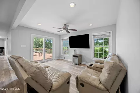Other - 667 Hughes Rd, Hampstead, NC 28443 photo 3 of 13