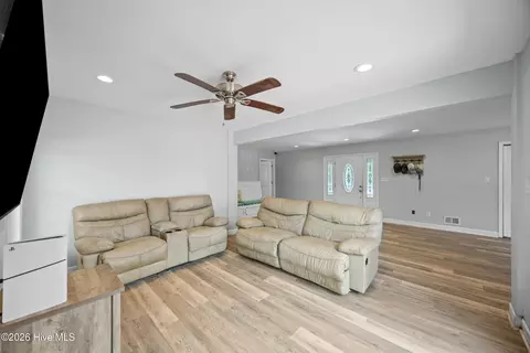 Other - 667 Hughes Rd, Hampstead, NC 28443 photo 4 of 13