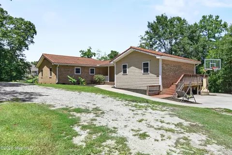 Exterior - 667 Hughes Rd, Hampstead, NC 28443 photo 1 of 19