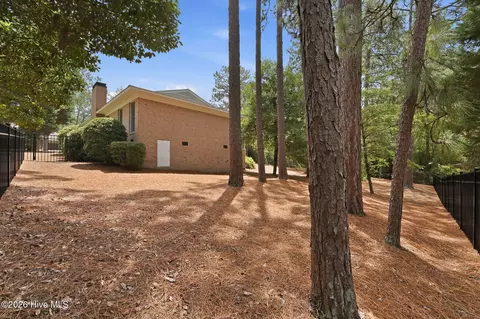 Exterior - 45 Thunderbird Ln, Pinehurst, NC 28374 photo 22 of 33