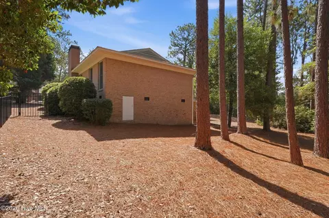 Exterior - 45 Thunderbird Ln, Pinehurst, NC 28374 photo 15 of 33