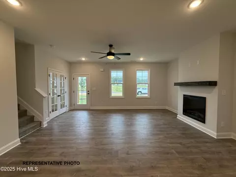 113 Beebalm Run, Dunn, NC 28334 photo 4