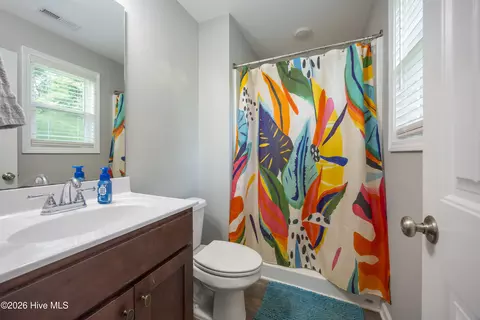 Bath - 207 Dixie Cir, Clinton, NC 28328 photo 1 of 2