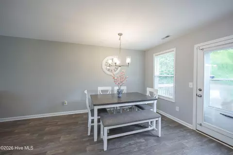 Dining - 207 Dixie Cir, Clinton, NC 28328 photo 1 of 2