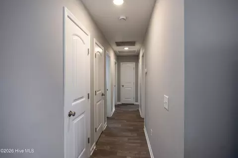 Entry Way - 207 Dixie Cir, Clinton, NC 28328 photo 2 of 2