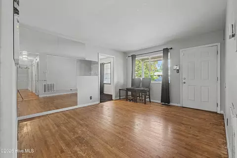 Living - 307 Wiley Ave, Augusta, GA 30906 photo 3 of 3