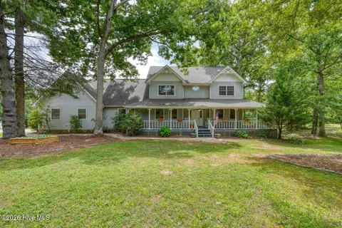 151 Sharp Top Cir, Blairsville, GA 30512