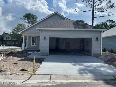 2423 Lake Ridge Dr, Southport, NC 28461