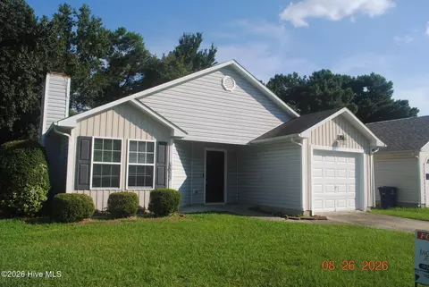 3022 Foxhorn Rd, Jacksonville, NC 28546