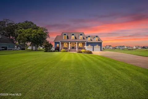 117 Pelican Pointe Dr, Elizabeth City, NC 27909