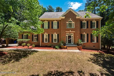 102 Buck Taylor Trl, Chapel Hill, NC 27516