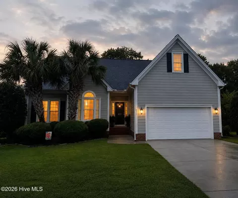 877 Wine Cellar Cir, Wilmington, NC 28411