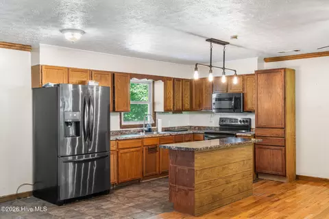 Kitchen - 737 Ranger Rd, Murphy, NC 28906 photo 1 of 3