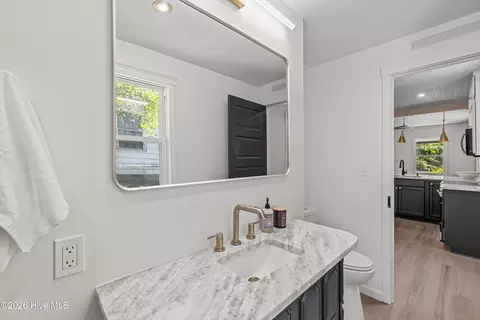 Bath - 515 2nd Ave, Augusta, GA 30904 photo 1 of 2