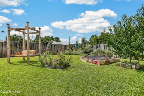Exterior - 103 Gamble Way, Hubert, NC 28539 photo 6 of 12