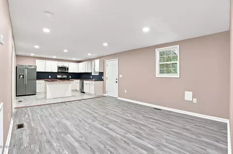 Living - 211 E Williamson St, Mount Olive, NC 28365 photo 10 of 10