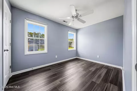 Bedroom - 302 Springcreek Ct, Hubert, NC 28539 photo 6 of 7