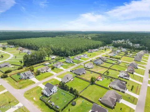 View/Area - 302 Springcreek Ct, Hubert, NC 28539 photo 10 of 11