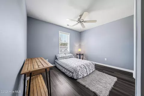 Bedroom - 302 Springcreek Ct, Hubert, NC 28539 photo 5 of 7