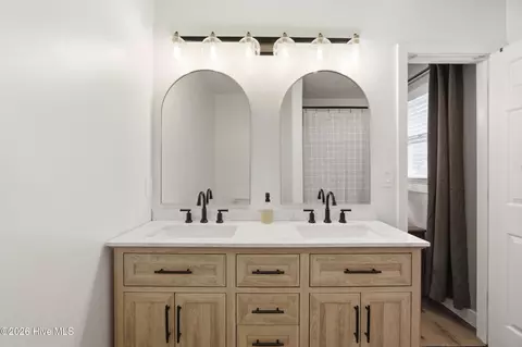 Bath - 504 Boardman Rd, Aiken, SC 29803 photo 3 of 3