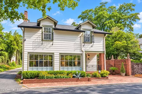 5 N 20th St, Wilmington, NC 28405