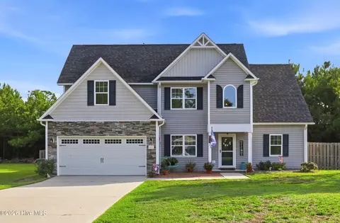 413 Gavins Run, Sneads Ferry, NC 28460