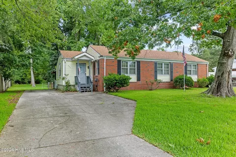 507 Delmar Rd, Jacksonville, NC 28540