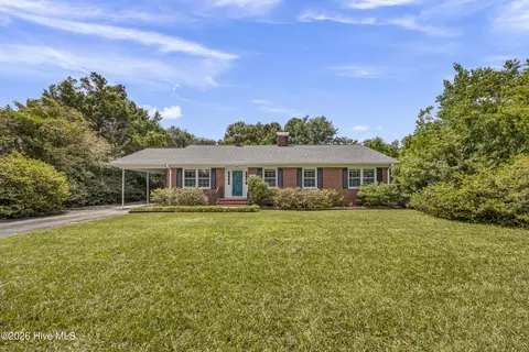 3906 Evergreen Dr, Wilmington, NC 28403