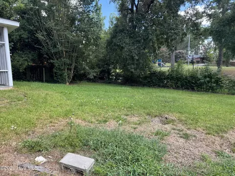 Exterior - 3176 Willow Creek Rd, Augusta, GA 30909 photo 8 of 10