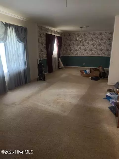 Living - 3176 Willow Creek Rd, Augusta, GA 30909 photo 3 of 3