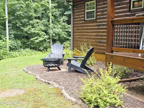 Exterior - 799 Cherokee Oaks Rd, Murphy, NC 28906 photo 3 of 22