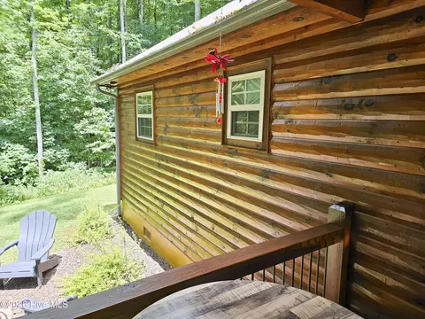 Exterior - 799 Cherokee Oaks Rd, Murphy, NC 28906 photo 13 of 22