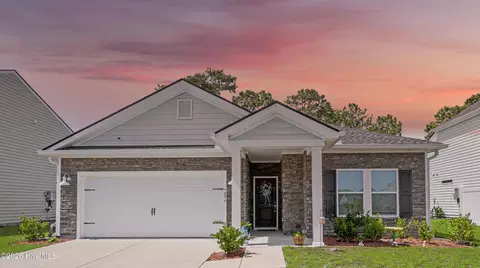 9056 Island Shore Ave, Calabash, NC 28467